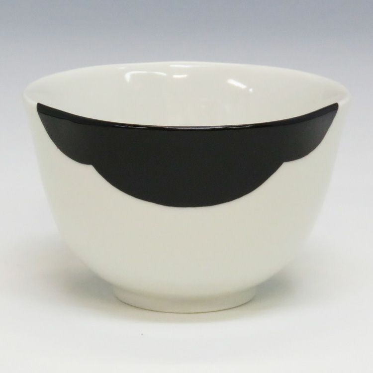 茶道具 抹茶茶碗（まっちゃちゃわん） 汲出茶碗 お福 五客 宮地英香 抹茶茶碗は茶の湯文化である表千家・裏千家の茶道具や抹茶を専門に扱う千紀園（せんきえん）が通販で販売しています。茶会また初心者向けのお稽古用にご利用いただける抹茶碗です。贈り物・ギフトにも人気です。