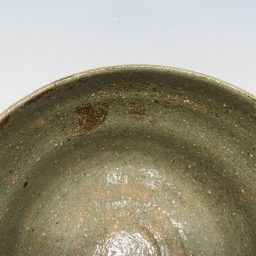茶道具 抹茶茶碗（まっちゃちゃわん） 茶碗 伊羅保 中村与平 抹茶茶碗は茶の湯文化である表千家・裏千家の茶道具や抹茶を専門に扱う千紀園（せんきえん）が通販で販売しています。茶会また初心者向けのお稽古用にご利用いただける抹茶碗です。贈り物・ギフトにも人気です。