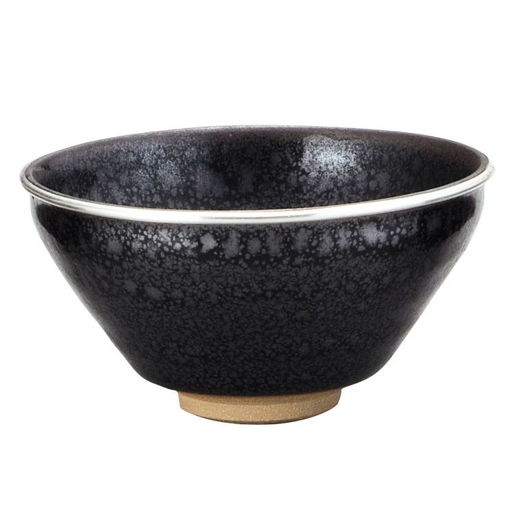 茶道具 天目茶碗（てんもくちゃわん） 新天目茶碗 油滴 定一 抹茶茶碗は茶の湯文化である表千家・裏千家の茶道具や抹茶を専門に扱う千紀園（せんきえん）が通販で販売しています。茶会また初心者向けのお稽古用にご利用いただける抹茶碗です。贈り物・ギフトにも人気です。