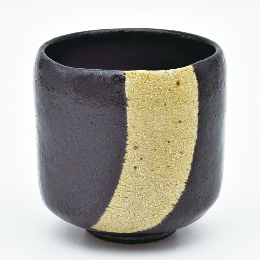 茶道具 筒茶碗（つつちゃわん） 筒茶碗 寒月 松楽窯 抹茶茶碗は茶の湯文化である表千家・裏千家の茶道具や抹茶を専門に扱う千紀園（せんきえん）が通販で販売しています。茶会また初心者向けのお稽古用にご利用いただける抹茶碗です。贈り物・ギフトにも人気です。