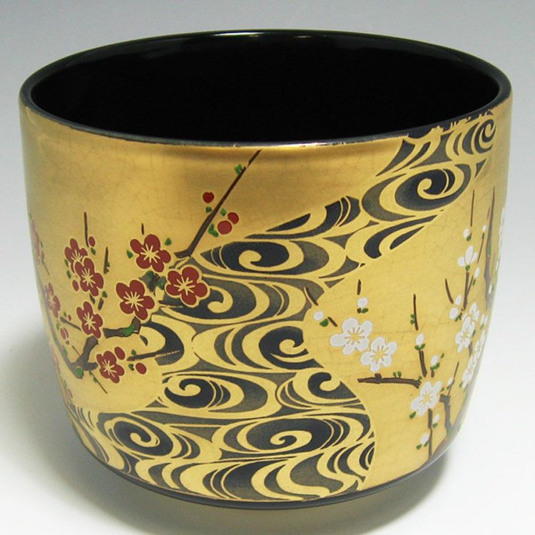 茶道具 筒茶碗（つつちゃわん） 筒茶碗 金地 光琳梅 宮地英香 抹茶茶碗は茶の湯文化である表千家・裏千家の茶道具や抹茶を専門に扱う千紀園（せんきえん）が通販で販売しています。茶会また初心者向けのお稽古用にご利用いただける抹茶碗です。贈り物・ギフトにも人気です。