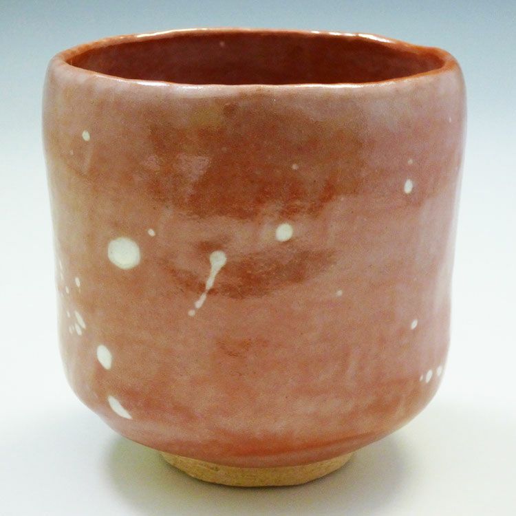 茶道具 筒茶碗 雪片 松楽窯 茶碗 抹茶茶碗は茶の湯文化である表千家・裏千家の茶道具や抹茶を専門に扱う千紀園（せんきえん）が通販で販売しています。茶会また初心者向けのお稽古用にご利用いただける抹茶碗です。贈り物・ギフトにも人気です。