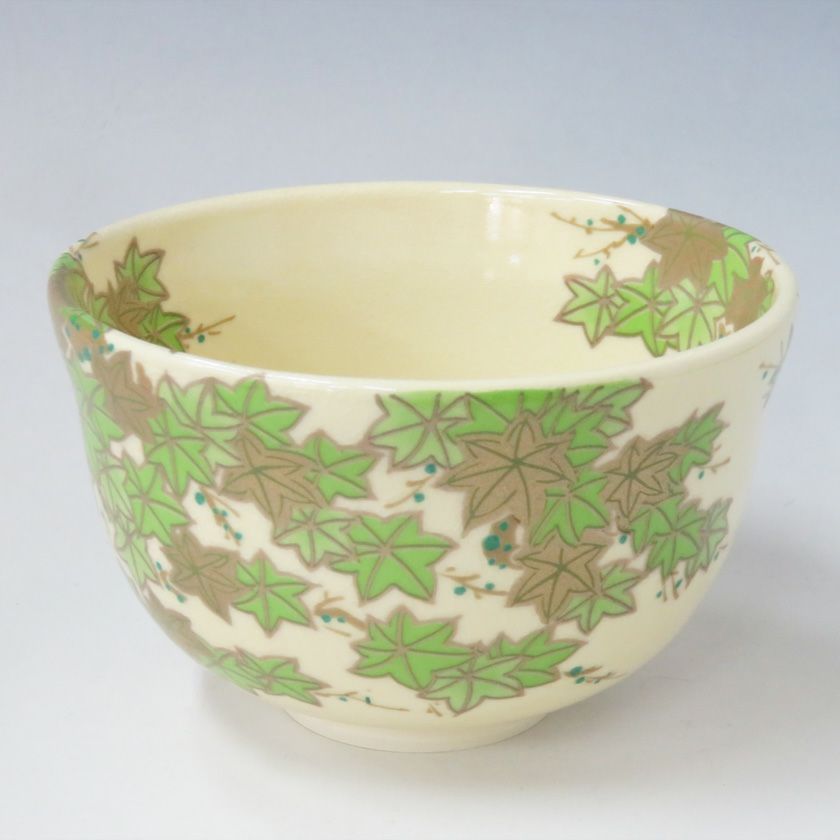 茶道具 抹茶茶碗（まっちゃちゃわん） 茶碗 仁清 青楓 宮地英香 抹茶茶碗は茶の湯文化である表千家・裏千家の茶道具や抹茶を専門に扱う千紀園（せんきえん）が通販で販売しています。茶会また初心者向けのお稽古用にご利用いただける抹茶碗です。贈り物・ギフトにも人気です。