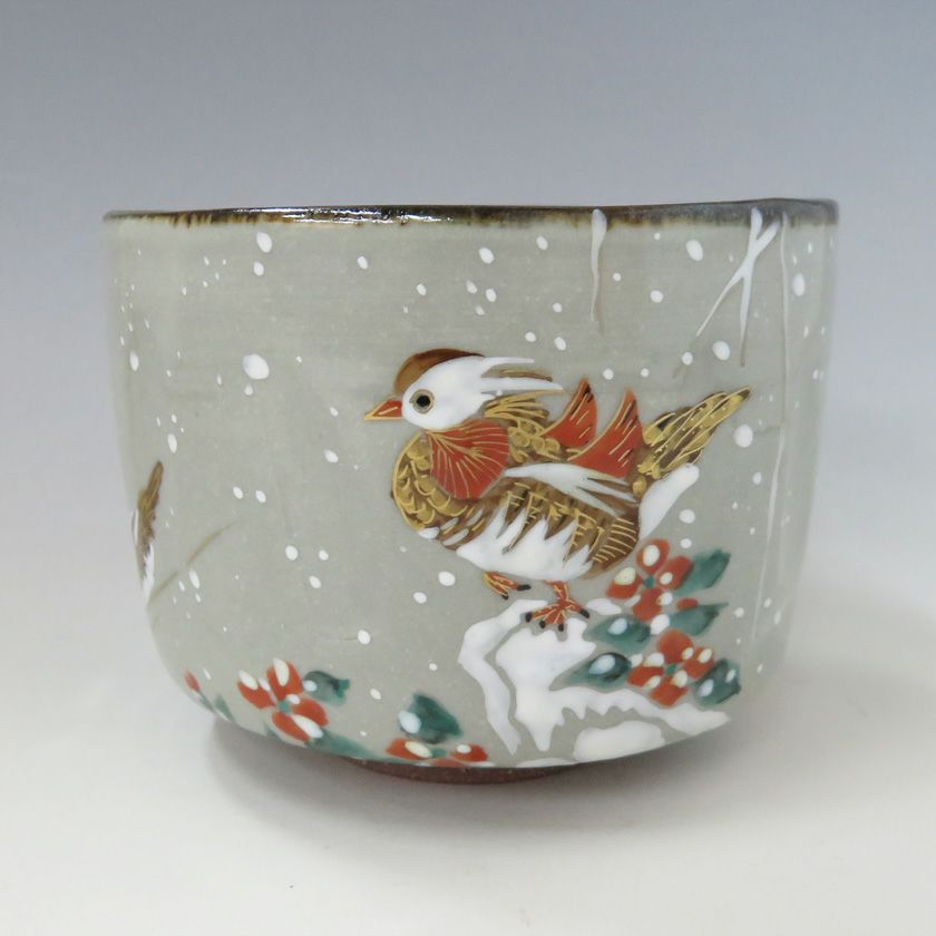 茶道具 筒茶碗（つつちゃわん） 半筒茶碗 若冲 「雪中鴛鴦図」写 小野山佳水 抹茶茶碗は茶の湯文化である表千家・裏千家の茶道具や抹茶を専門に扱う千紀園（せんきえん）が通販で販売しています。茶会また初心者向けのお稽古用にご利用いただける抹茶碗です。贈り物・ギフトにも人気です。
