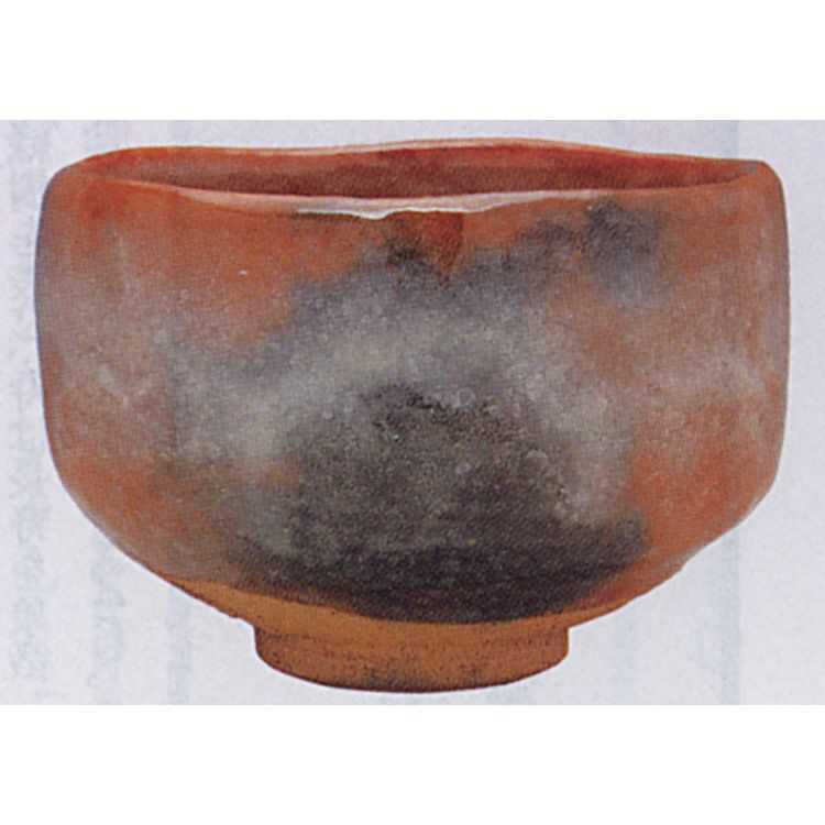 茶道具 赤楽 茶碗（写真の品） 玉藻窯 赤楽 茶碗 抹茶茶碗は茶の湯文化である表千家・裏千家の茶道具や抹茶を専門に扱う千紀園（せんきえん）が通販で販売しています。茶会また初心者向けのお稽古用にご利用いただける抹茶碗です。贈り物・ギフトにも人気です。