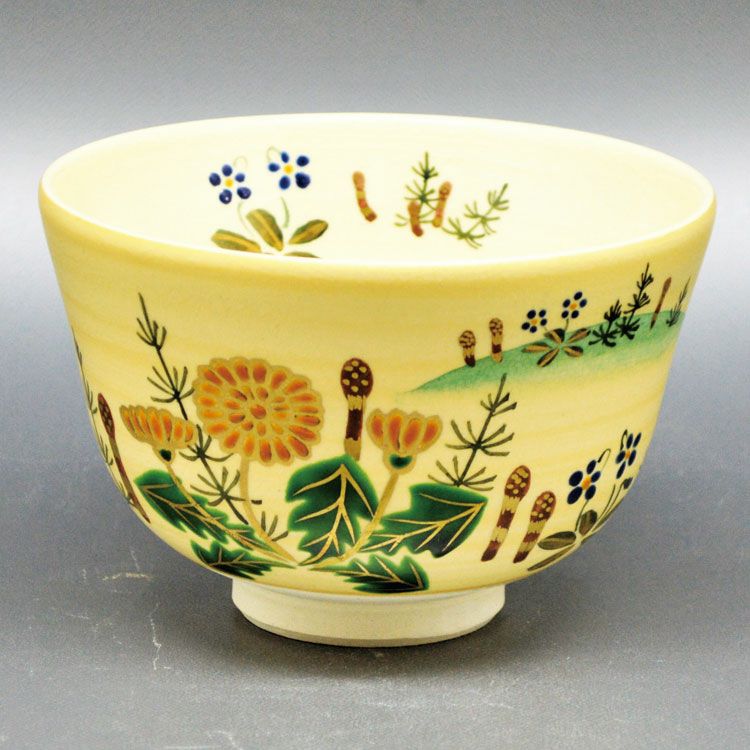 茶道具 抹茶茶碗（まっちゃちゃわん） 茶碗　雲母金　春草 中村 与平 抹茶茶碗は茶の湯文化である表千家・裏千家の茶道具や抹茶を専門に扱う千紀園（せんきえん）が通販で販売しています。茶会また初心者向けのお稽古用にご利用いただける抹茶碗です。贈り物・ギフトにも人気です。