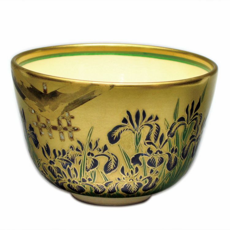 南口閑粋＞ 茶碗 金泥菊置上