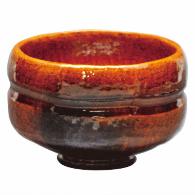 茶道具 楽茶碗（らくちゃわん） 茶碗 飴楽 角印 銘 「瑞雲」 松楽窯 抹茶茶碗は茶の湯文化である表千家・裏千家の茶道具や抹茶を専門に扱う千紀園（せんきえん）が通販で販売しています。茶会また初心者向けのお稽古用にご利用いただける抹茶碗です。贈り物・ギフトにも人気です。