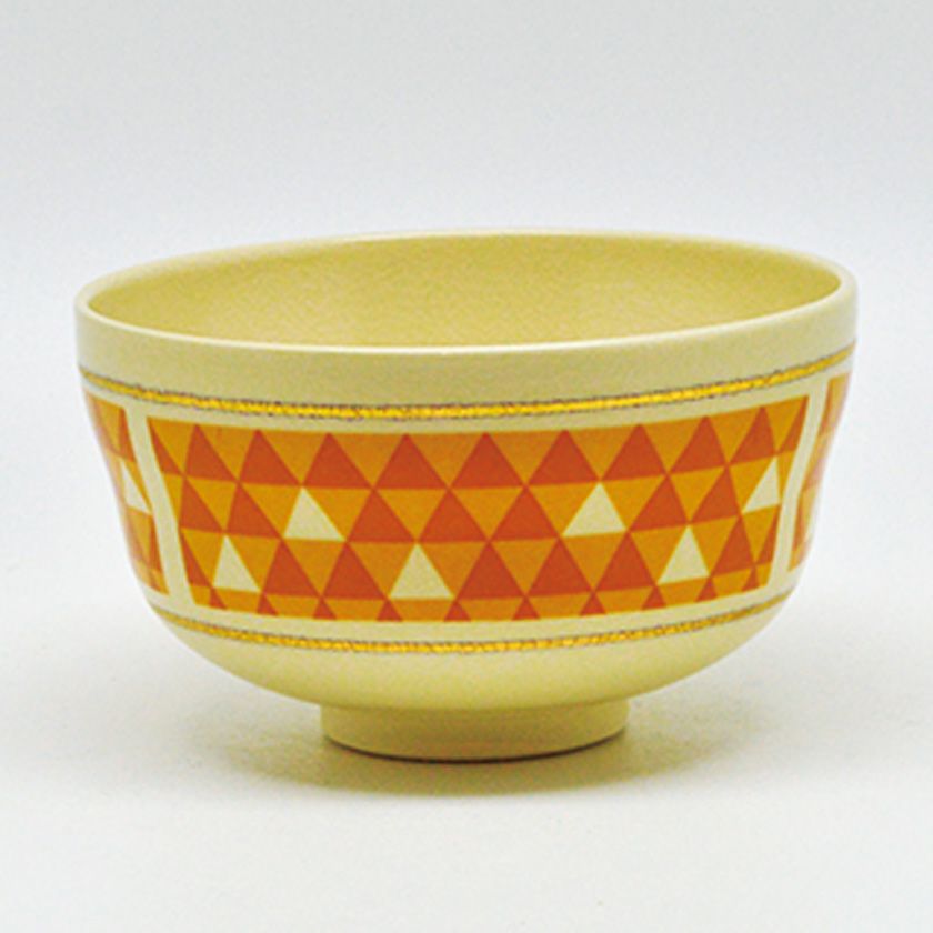 茶道具 抹茶茶碗（まっちゃちゃわん） 茶碗 仁清 鱗紋 宮地 英香 抹茶茶碗は茶の湯文化である表千家・裏千家の茶道具や抹茶を専門に扱う千紀園（せんきえん）が通販で販売しています。茶会また初心者向けのお稽古用にご利用いただける抹茶碗です。贈り物・ギフトにも人気です。