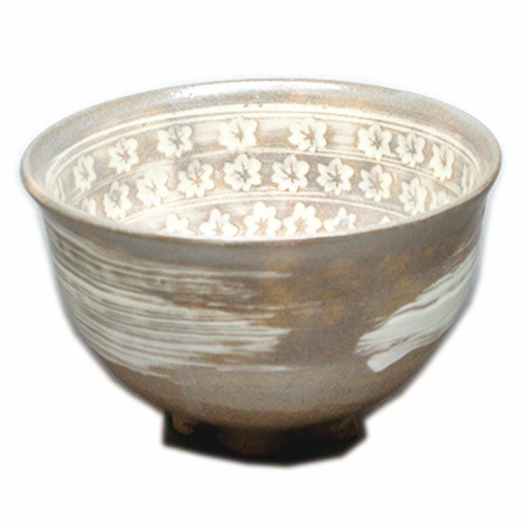 茶道具 抹茶茶碗（まっちゃちゃわん） 楓三島 楓高台 中村与平 抹茶茶碗は茶の湯文化である表千家・裏千家の茶道具や抹茶を専門に扱う千紀園（せんきえん）が通販で販売しています。茶会また初心者向けのお稽古用にご利用いただける抹茶碗です。贈り物・ギフトにも人気です。