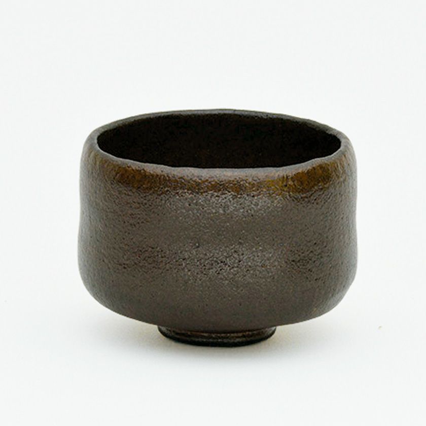 茶道具 楽茶碗（らくちゃわん） 茶碗 黒楽 長次郎 万代屋黒 佐々木 昭楽 抹茶茶碗は茶の湯文化である表千家・裏千家の茶道具や抹茶を専門に扱う千紀園（せんきえん）が通販で販売しています。茶会また初心者向けのお稽古用にご利用いただける抹茶碗です。贈り物・ギフトにも人気です。