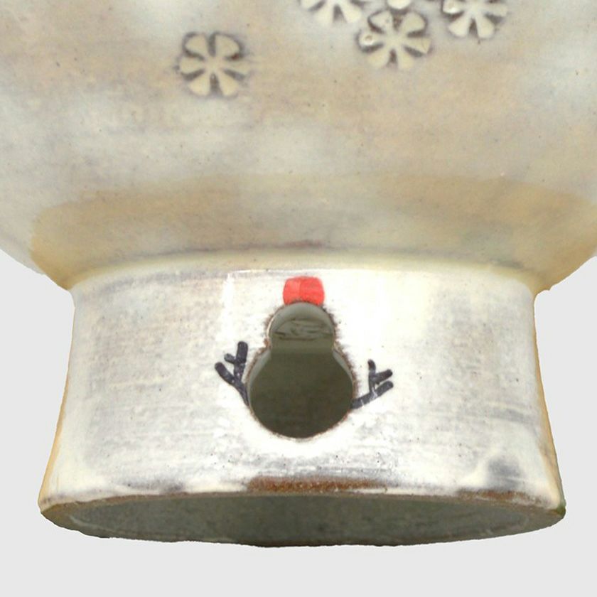 茶道具 抹茶茶碗（まっちゃちゃわん） 茶碗 粉引 雪華 ※高台雪ダルマ透かし 清和窯 抹茶茶碗は茶の湯文化である表千家・裏千家の茶道具や抹茶を専門に扱う千紀園（せんきえん）が通販で販売しています。茶会また初心者向けのお稽古用にご利用いただける抹茶碗です。贈り物・ギフトにも人気です。