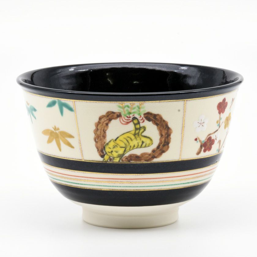 茶道具 抹茶茶碗（まっちゃちゃわん） 茶碗 黒仁清 干支 松竹梅 燐光窯 抹茶茶碗は茶の湯文化である表千家・裏千家の茶道具や抹茶を専門に扱う千紀園（せんきえん）が通販で販売しています。茶会また初心者向けのお稽古用にご利用いただける抹茶碗です。贈り物・ギフトにも人気です。