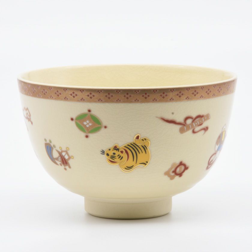 茶道具 抹茶茶碗（まっちゃちゃわん） 茶碗 薩摩風 宝尽し 虎 干支 宮地 英香 抹茶茶碗は茶の湯文化である表千家・裏千家の茶道具や抹茶を専門に扱う千紀園（せんきえん）が通販で販売しています。茶会また初心者向けのお稽古用にご利用いただける抹茶碗です。贈り物・ギフトにも人気です。
