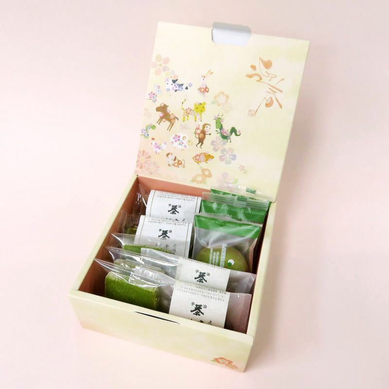 千紀園（せんきえん）の宇治抹茶焼き菓子4種10個詰合せ＜迎春ボックス＞