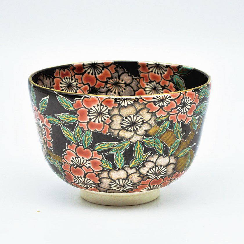 茶道具 抹茶茶碗（まっちゃちゃわん） 茶碗 黒仁清 八重桜 加藤 如水 抹茶茶碗は茶の湯文化である表千家・裏千家の茶道具や抹茶を専門に扱う千紀園（せんきえん）が通販で販売しています。茶会また初心者向けのお稽古用にご利用いただける抹茶碗です。贈り物・ギフトにも人気です。