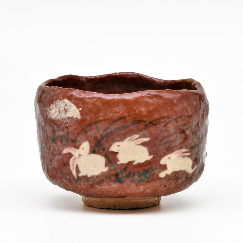 茶道具 楽茶碗（らくちゃわん） 茶碗 赤楽 兎 干支 川嵜 和楽 抹茶茶碗は茶の湯文化である表千家・裏千家の茶道具や抹茶を専門に扱う千紀園（せんきえん）が通販で販売しています。茶会また初心者向けのお稽古用にご利用いただける抹茶碗です。贈り物・ギフトにも人気です。