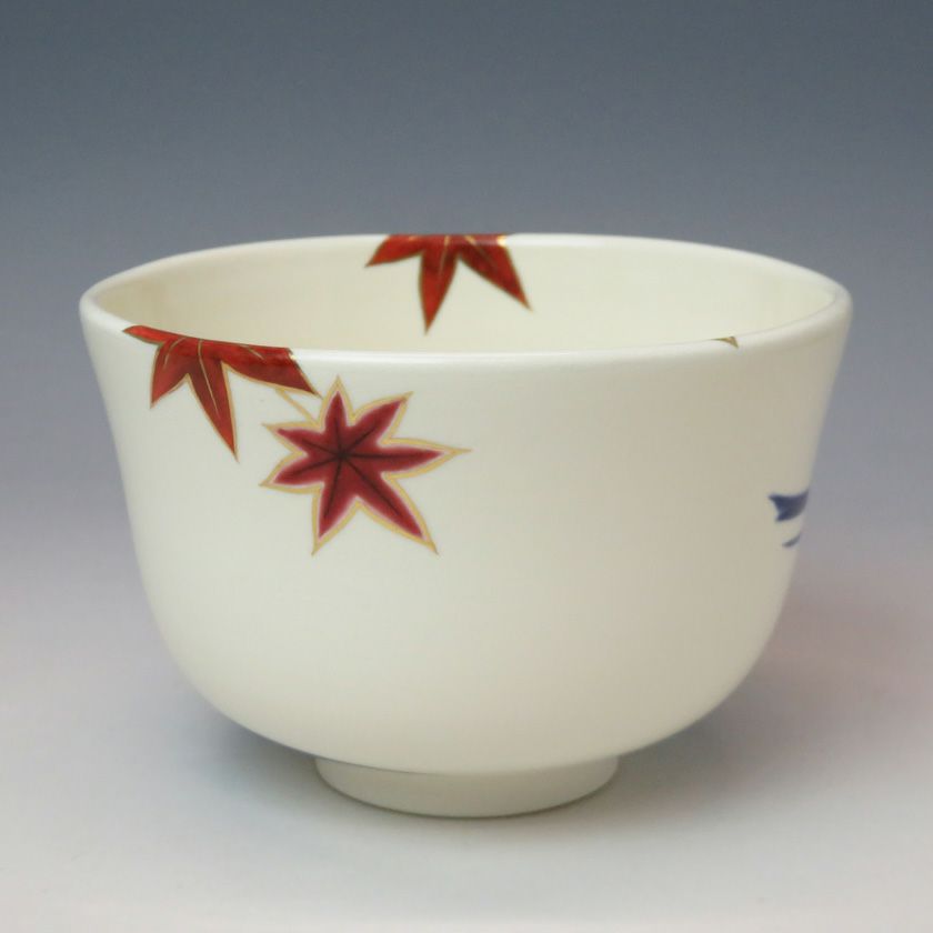 茶道具 抹茶茶碗（まっちゃちゃわん） 色絵 紅葉川 茶碗 田中 方円 抹茶茶碗は茶の湯文化である表千家・裏千家の茶道具や抹茶を専門に扱う千紀園（せんきえん）が通販で販売しています。茶会また初心者向けのお稽古用にご利用いただける抹茶碗です。贈り物・ギフトにも人気です。