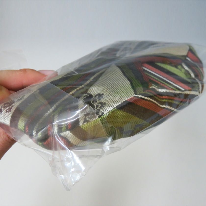 茶道具 天目仕服（天目仕覆・てんもくしふく） 天目仕服「龍麒麟文錦」 抹茶茶碗は茶の湯文化である表千家・裏千家の茶道具や抹茶を専門に扱う千紀園（せんきえん）が通販で販売しています。茶会また初心者向けのお稽古用にご利用いただける抹茶碗です。贈り物・ギフトにも人気です。