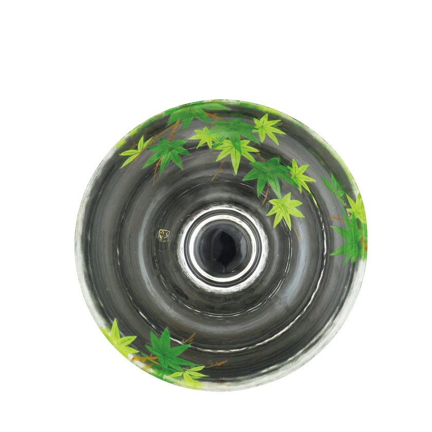 茶道具 平茶碗（ひらちゃわん） ガラス平茶碗 楓若葉 【耐熱】 青楓 小手鞠窯 抹茶茶碗は茶の湯文化である表千家・裏千家の茶道具や抹茶を専門に扱う千紀園（せんきえん）が通販で販売しています。茶会また初心者向けのお稽古用にご利用いただける抹茶碗です。贈り物・ギフトにも人気です。