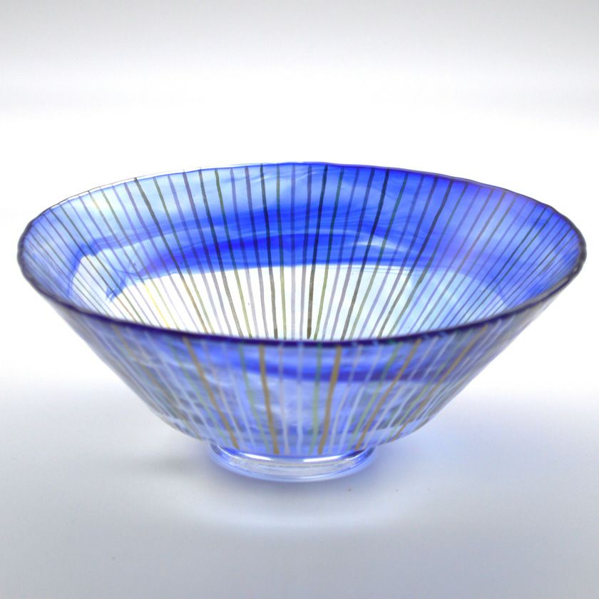 茶道具 平茶碗（ひらちゃわん） 平茶碗 義山 木賊（とくさ） 山岡 善高 抹茶茶碗は茶の湯文化である表千家・裏千家の茶道具や抹茶を専門に扱う千紀園（せんきえん）が通販で販売しています。茶会また初心者向けのお稽古用にご利用いただける抹茶碗です。贈り物・ギフトにも人気です。