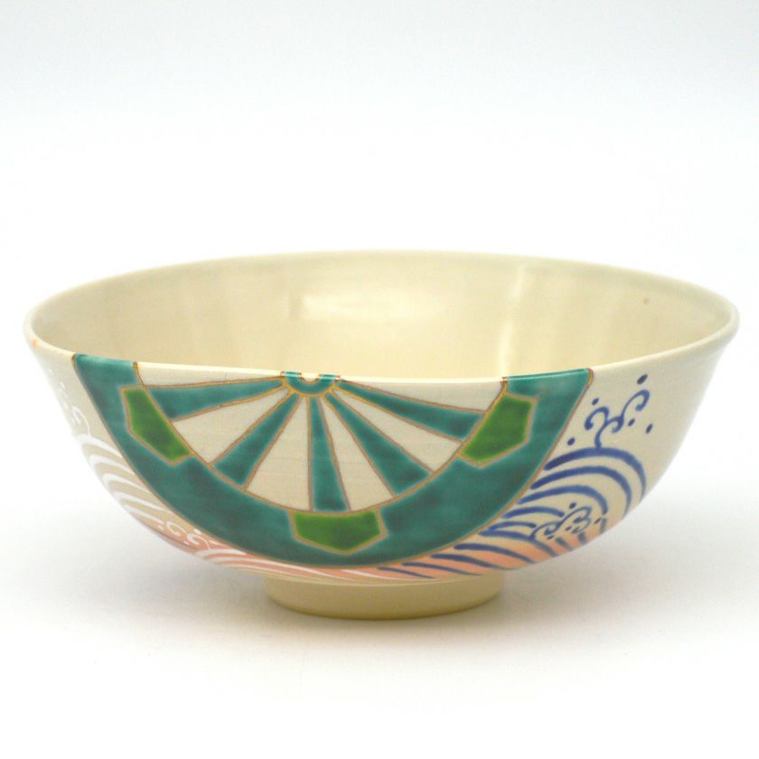 茶道具 平茶碗（ひらちゃわん） 平茶碗 波車 巌窯 抹茶茶碗は茶の湯文化である表千家・裏千家の茶道具や抹茶を専門に扱う千紀園（せんきえん）が通販で販売しています。茶会また初心者向けのお稽古用にご利用いただける抹茶碗です。贈り物・ギフトにも人気です。