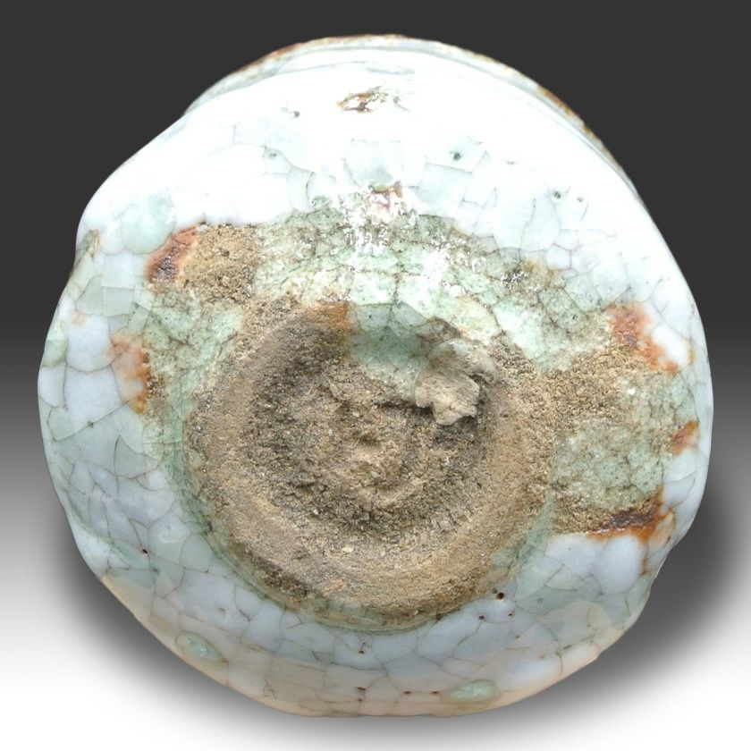 茶道具 抹茶茶碗（まっちゃちゃわん） 茶碗 志野焼 大山 秀男 抹茶茶碗は茶の湯文化である表千家・裏千家の茶道具や抹茶を専門に扱う千紀園（せんきえん）が通販で販売しています。茶会また初心者向けのお稽古用にご利用いただける抹茶碗です。贈り物・ギフトにも人気です。