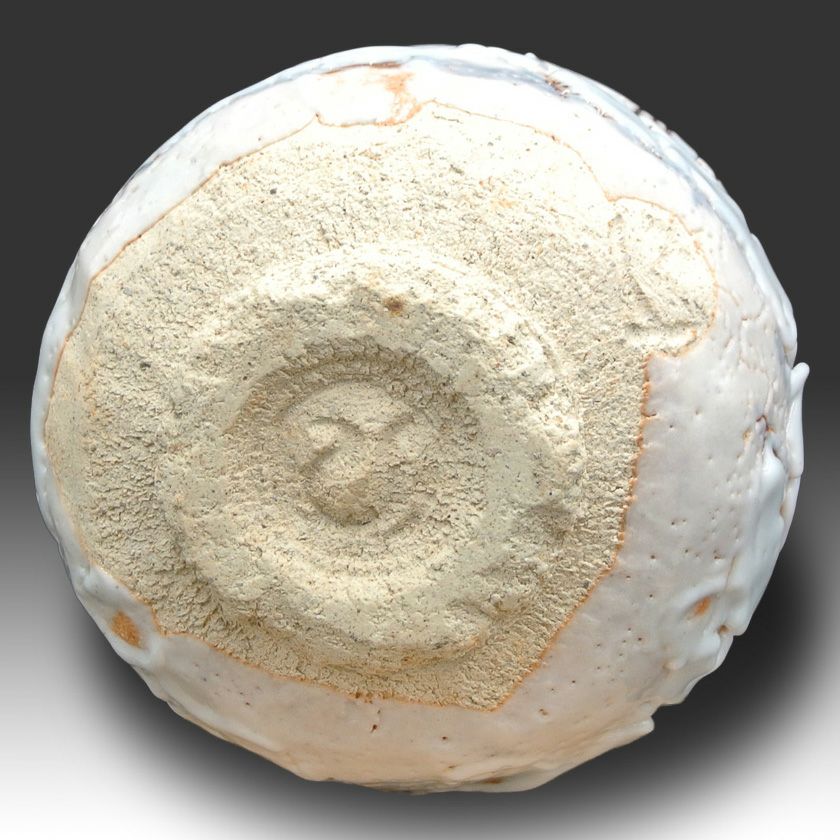 茶道具 抹茶茶碗（まっちゃちゃわん） 茶碗 志野焼 大山 秀男 抹茶茶碗は茶の湯文化である表千家・裏千家の茶道具や抹茶を専門に扱う千紀園（せんきえん）が通販で販売しています。茶会また初心者向けのお稽古用にご利用いただける抹茶碗です。贈り物・ギフトにも人気です。