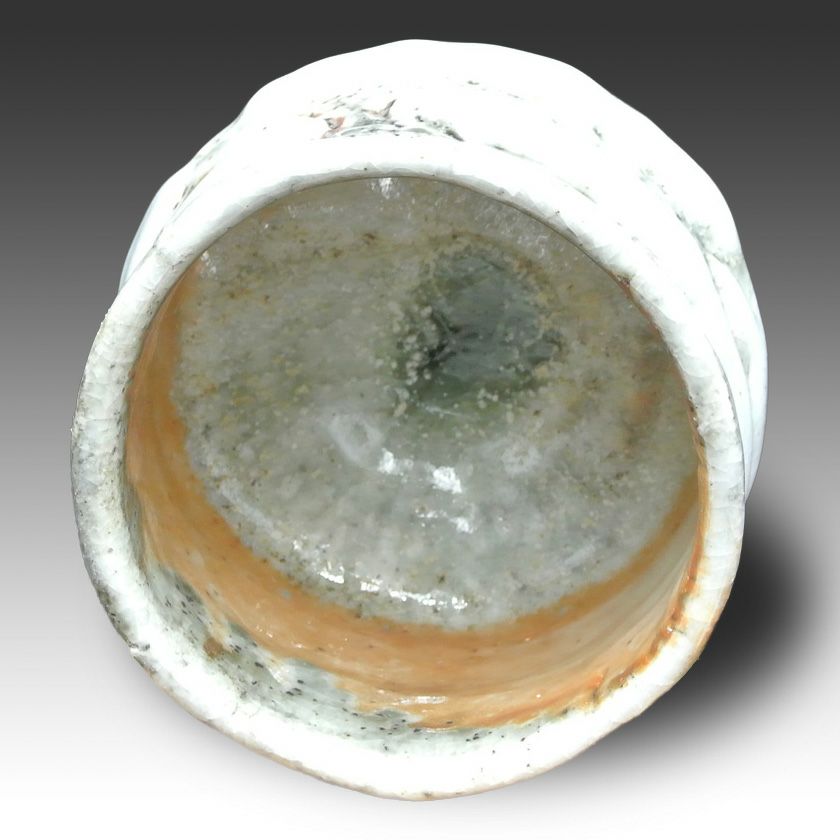 茶道具 抹茶茶碗（まっちゃちゃわん） 茶碗 金彩志野 大山 秀男 抹茶茶碗は茶の湯文化である表千家・裏千家の茶道具や抹茶を専門に扱う千紀園（せんきえん）が通販で販売しています。茶会また初心者向けのお稽古用にご利用いただける抹茶碗です。贈り物・ギフトにも人気です。