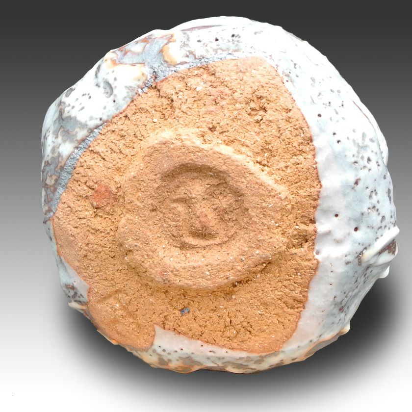 茶道具 抹茶茶碗（まっちゃちゃわん） 茶碗 志野焼 大山 秀男 抹茶茶碗は茶の湯文化である表千家・裏千家の茶道具や抹茶を専門に扱う千紀園（せんきえん）が通販で販売しています。茶会また初心者向けのお稽古用にご利用いただける抹茶碗です。贈り物・ギフトにも人気です。