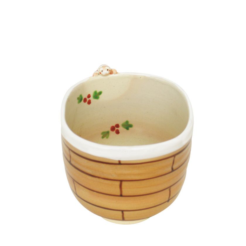 茶道具 抹茶茶碗（まっちゃちゃわん） 茶碗 色絵 煙突サンタ 東山 深山 クリスマス Xmas Christmas 聖誕節 抹茶茶碗は茶の湯文化である表千家・裏千家の茶道具や抹茶を専門に扱う千紀園（せんきえん）が通販で販売しています。茶会また初心者向けのお稽古用にご利用いただける抹茶碗です。贈り物・ギフトにも人気です。