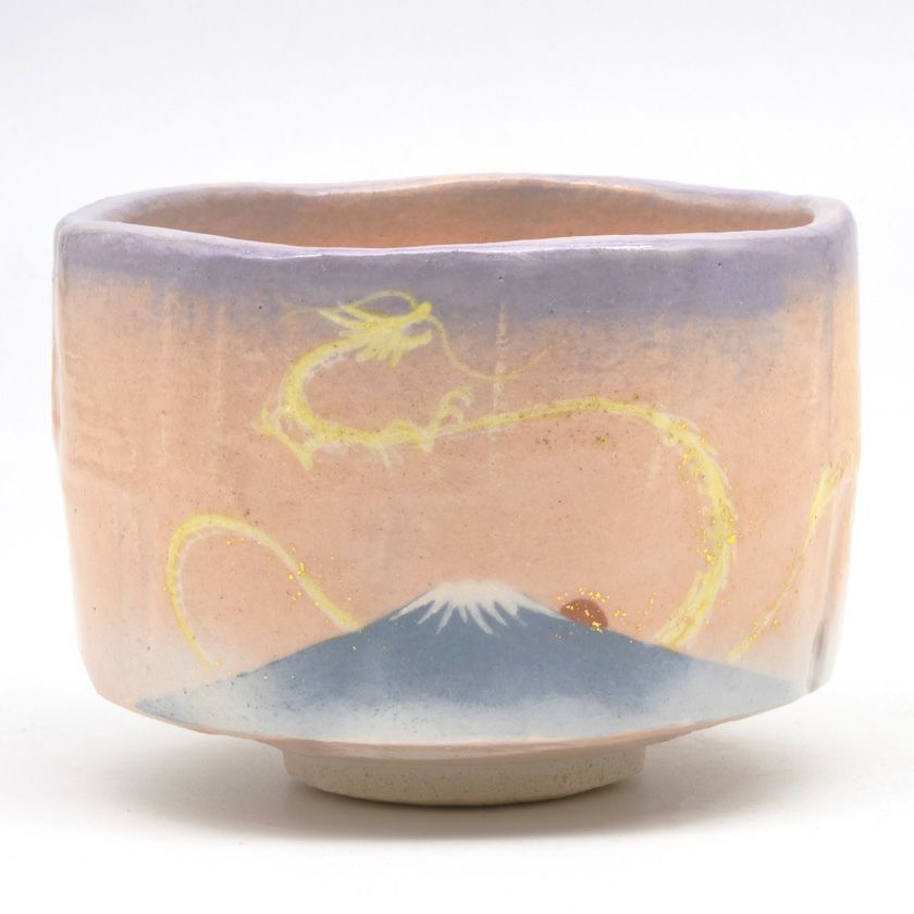 茶道具 抹茶茶碗（まっちゃちゃわん） 茶碗 日の出 龍 吉村 楽入 干支 辰（たつ、タツ、龍、竜） 抹茶茶碗は茶の湯文化である表千家・裏千家の茶道具や抹茶を専門に扱う千紀園（せんきえん）が通販で販売しています。茶会また初心者向けのお稽古用にご利用いただける抹茶碗です。贈り物・ギフトにも人気です。