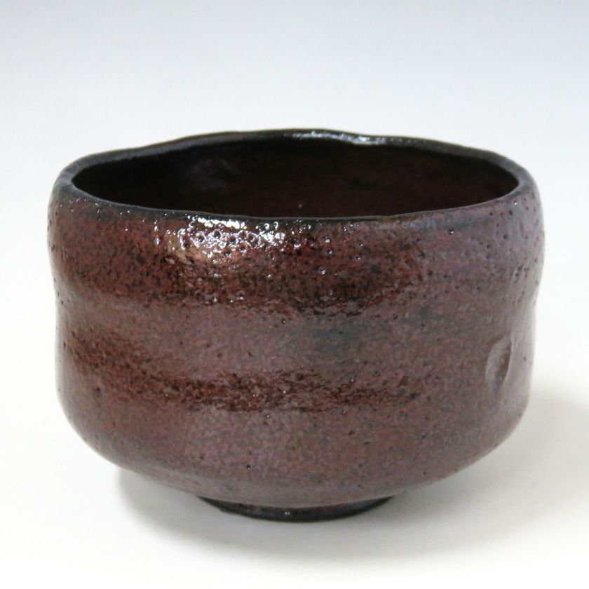 茶道具 抹茶茶碗（まっちゃちゃわん） 黒茶碗 一入写 「夕紅葉」 佐々木 昭楽 抹茶茶碗は茶の湯文化である表千家・裏千家の茶道具や抹茶を専門に扱う千紀園（せんきえん）が通販で販売しています。茶会また初心者向けのお稽古用にご利用いただける抹茶碗です。贈り物・ギフトにも人気です。