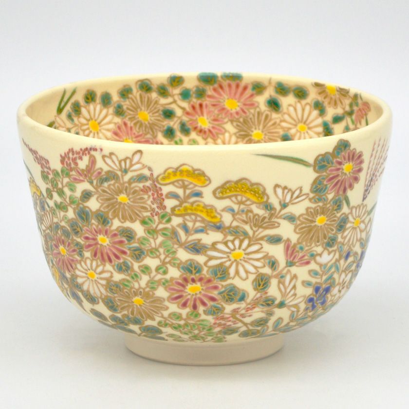 茶道具 抹茶茶碗（まっちゃちゃわん） 茶碗 仁清 秋草 加藤 如水 抹茶茶碗は茶の湯文化である表千家・裏千家の茶道具や抹茶を専門に扱う千紀園（せんきえん）が通販で販売しています。茶会また初心者向けのお稽古用にご利用いただける抹茶碗です。贈り物・ギフトにも人気です。