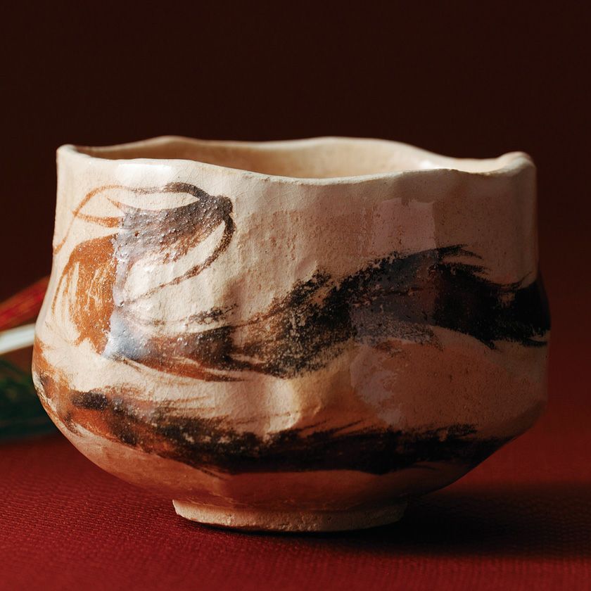 茶道具 楽茶碗（らくちゃわん） 淡 赤楽 「龍」 萬福堂 楽入作 干支 辰（たつ 龍 竜 りゅう） 抹茶茶碗は茶の湯文化である表千家・裏千家の茶道具や抹茶を専門に扱う千紀園（せんきえん）が通販で販売しています。茶会また初心者向けのお稽古用にご利用いただける抹茶碗です。贈り物・ギフトにも人気です。