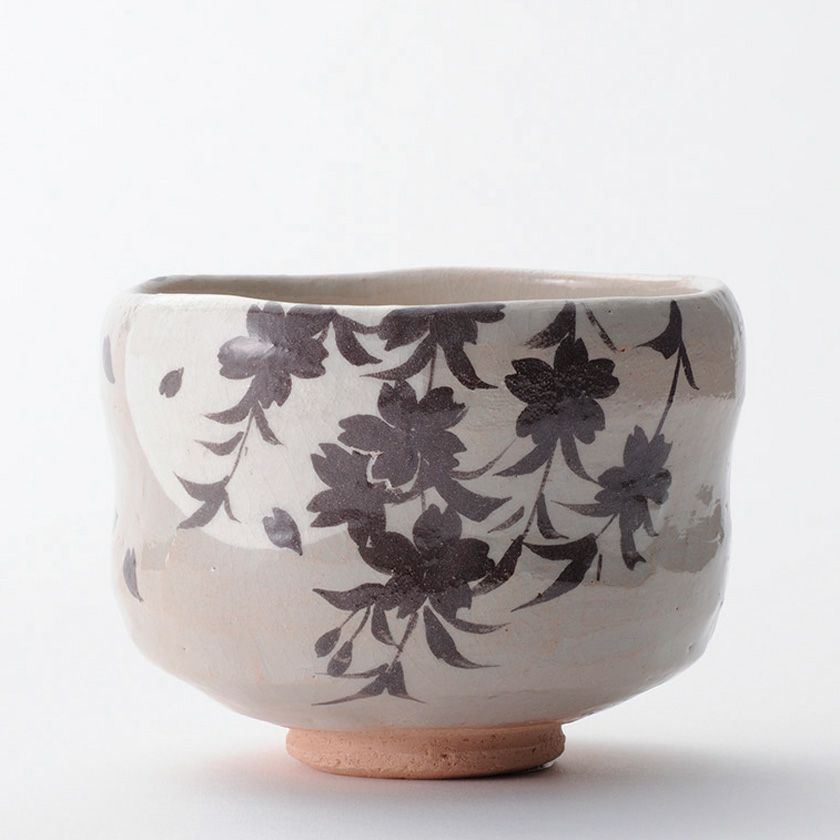 茶道具 抹茶茶碗（まっちゃちゃわん） 季節茶碗 桜影絵 吉村 楽入 抹茶茶碗は茶の湯文化である表千家・裏千家の茶道具や抹茶を専門に扱う千紀園（せんきえん）が通販で販売しています。茶会また初心者向けのお稽古用にご利用いただける抹茶碗です。贈り物・ギフトにも人気です。