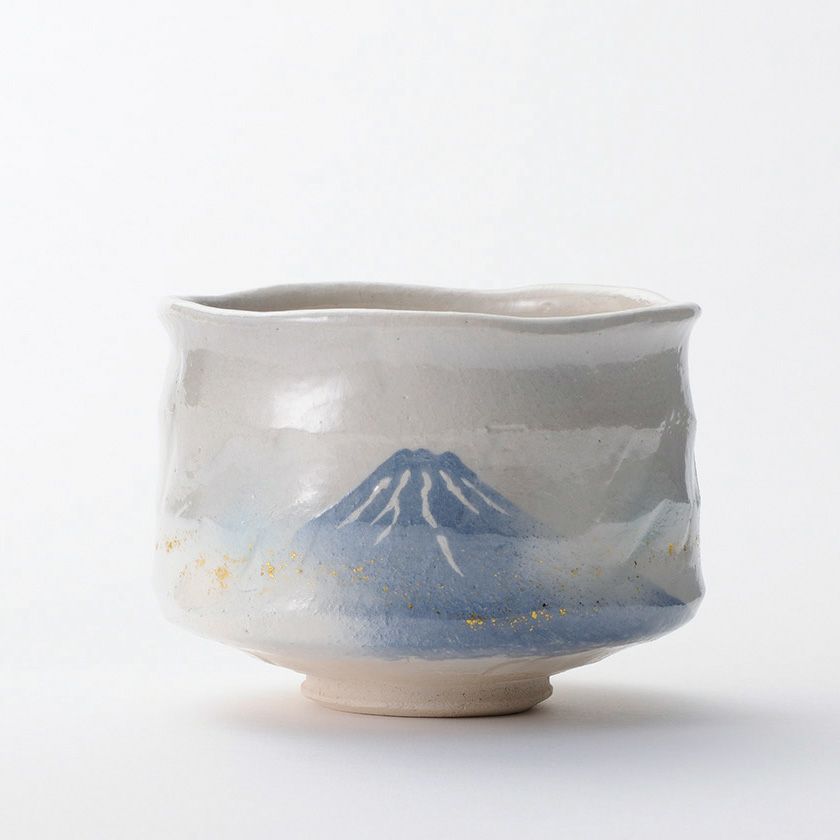茶道具 抹茶茶碗（まっちゃちゃわん） 季節茶碗 青富士 吉村 楽入 抹茶茶碗は茶の湯文化である表千家・裏千家の茶道具や抹茶を専門に扱う千紀園（せんきえん）が通販で販売しています。茶会また初心者向けのお稽古用にご利用いただける抹茶碗です。贈り物・ギフトにも人気です。
