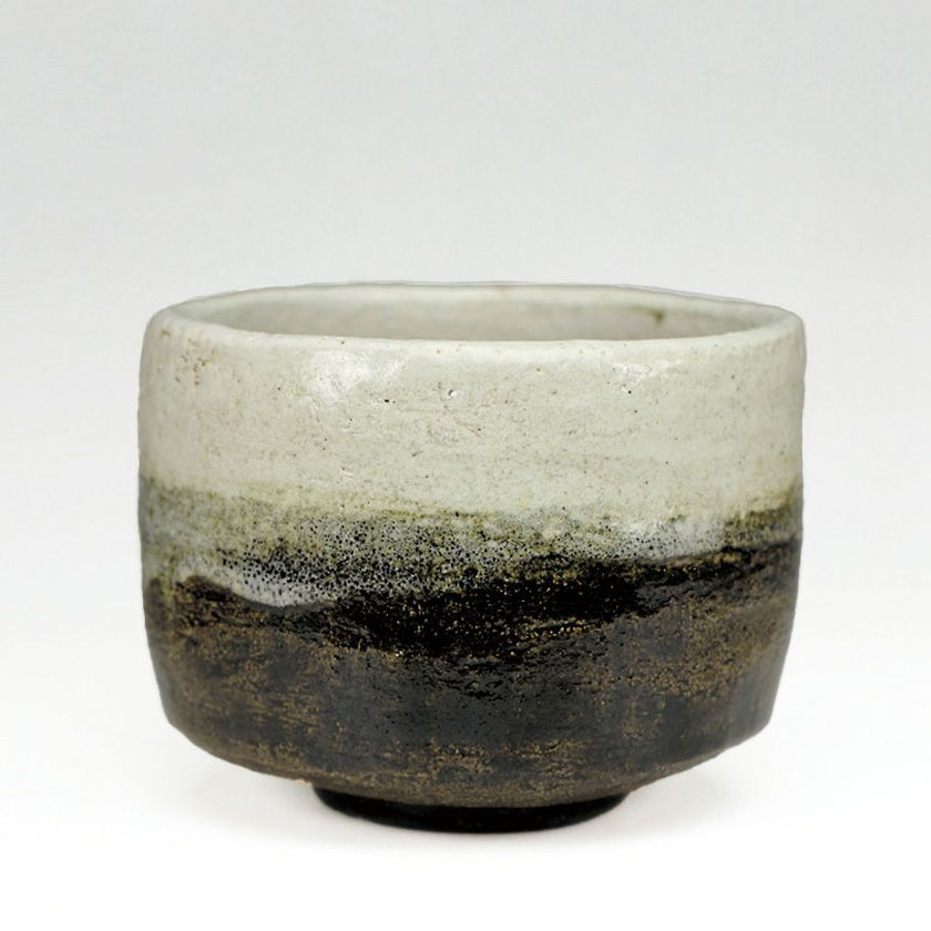 茶道具 楽茶碗（らくちゃわん） 茶碗 黒楽 光悦 「不二山」写 吉村 楽入 抹茶茶碗は茶の湯文化である表千家・裏千家の茶道具や抹茶を専門に扱う千紀園（せんきえん）が通販で販売しています。茶会また初心者向けのお稽古用にご利用いただける抹茶碗です。贈り物・ギフトにも人気です。