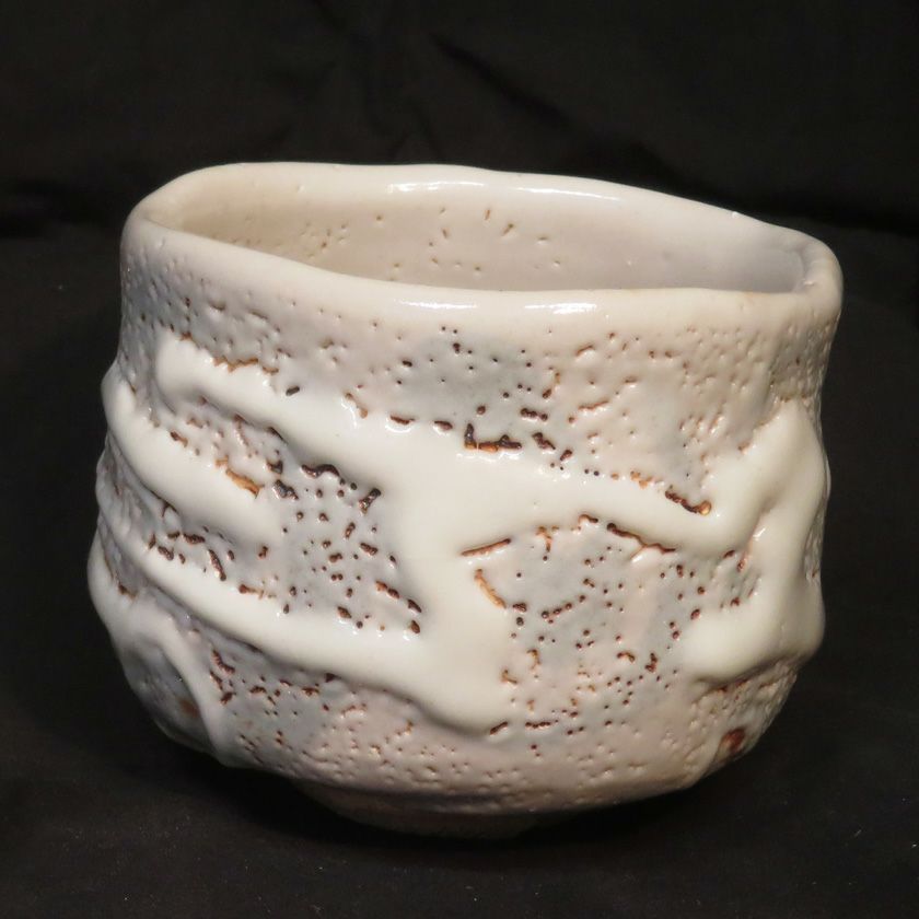 茶道具 抹茶茶碗（まっちゃちゃわん） 絵志野 茶碗 信楽焼 灰塚窯 木戸 貞昭 抹茶茶碗は茶の湯文化である表千家・裏千家の茶道具や抹茶を専門に扱う千紀園（せんきえん）が通販で販売しています。茶会また初心者向けのお稽古用にご利用いただける抹茶碗です。贈り物・ギフトにも人気です。