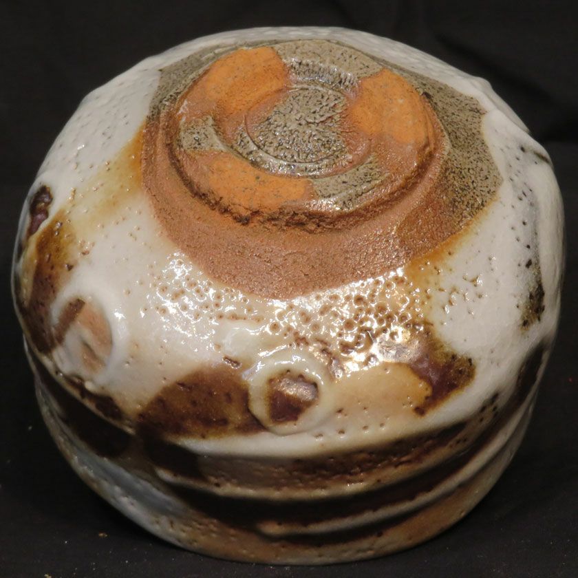 茶道具 抹茶茶碗（まっちゃちゃわん） はふり志野 馬足洗 茶碗 信楽焼 灰塚窯 木戸 貞昭 抹茶茶碗は茶の湯文化である表千家・裏千家の茶道具や抹茶を専門に扱う千紀園（せんきえん）が通販で販売しています。茶会また初心者向けのお稽古用にご利用いただける抹茶碗です。贈り物・ギフトにも人気です。