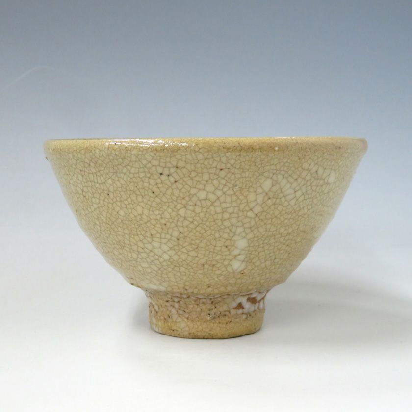 茶道具 抹茶茶碗（まっちゃちゃわん） 大井戸茶碗 有楽写 丸子窯 抹茶茶碗は茶の湯文化である表千家・裏千家の茶道具や抹茶を専門に扱う千紀園（せんきえん）が通販で販売しています。茶会また初心者向けのお稽古用にご利用いただける抹茶碗です。贈り物・ギフトにも人気です。