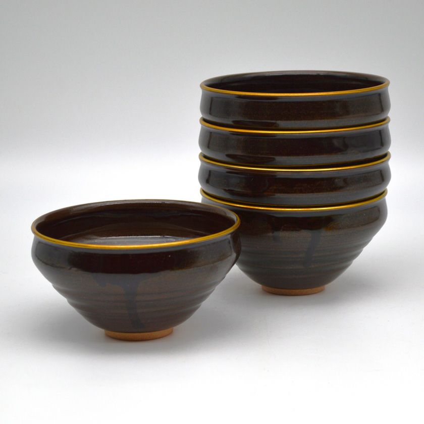 茶道具 数茶碗（かずちゃわん） 数茶碗 ロクロ目 10客 陶若窯 抹茶茶碗は茶の湯文化である表千家・裏千家の茶道具や抹茶を専門に扱う千紀園（せんきえん）が通販で販売しています。茶会また初心者向けのお稽古用にご利用いただける抹茶碗です。贈り物・ギフトにも人気です。