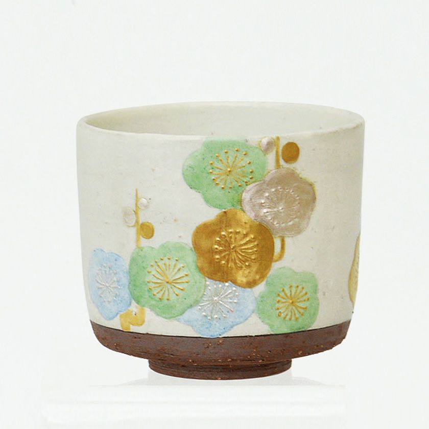 茶道具 抹茶茶碗（まっちゃちゃわん） 茶碗 粉引 彩色 梅 通次 智子 抹茶茶碗は茶の湯文化である表千家・裏千家の茶道具や抹茶を専門に扱う千紀園（せんきえん）が通販で販売しています。茶会また初心者向けのお稽古用にご利用いただける抹茶碗です。贈り物・ギフトにも人気です。