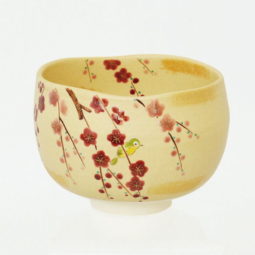 梅の抹茶茶碗。 茶道具 抹茶茶碗（まっちゃちゃわん） 茶碗 色絵 梅にメジロ 東山 深山