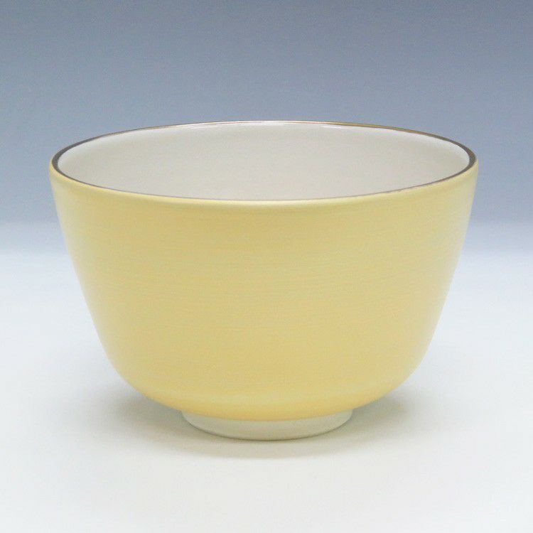 茶道具 抹茶茶碗（まっちゃちゃわん） 金地 雛人形 茶碗 中村 華峰  抹茶茶碗は茶の湯文化である表千家・裏千家の茶道具や抹茶を専門に扱う千紀園（せんきえん）が通販で販売しています。茶会また初心者向けのお稽古用にご利用いただける抹茶碗です。贈り物・ギフトにも人気です。