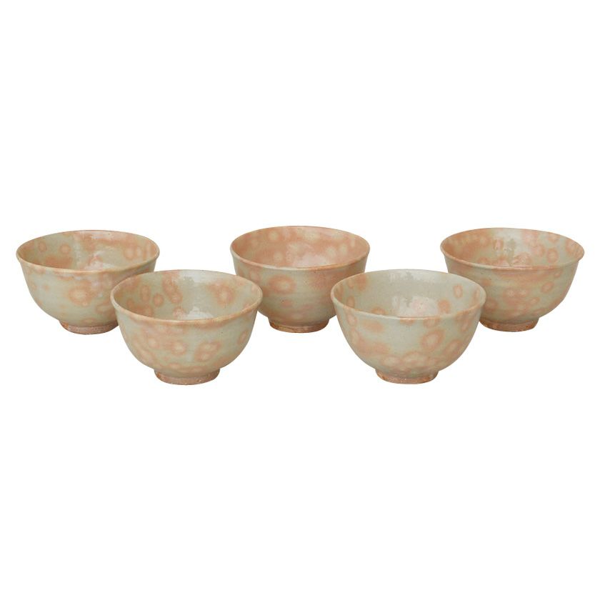 茶道具 数茶碗（かずちゃわん） 数茶碗 萩 井戸型（小・五客） 明善窯 抹茶茶碗は茶の湯文化である表千家・裏千家の茶道具や抹茶を専門に扱う千紀園（せんきえん）が通販で販売しています。茶会また初心者向けのお稽古用にご利用いただける抹茶碗です。贈り物・ギフトにも人気です。