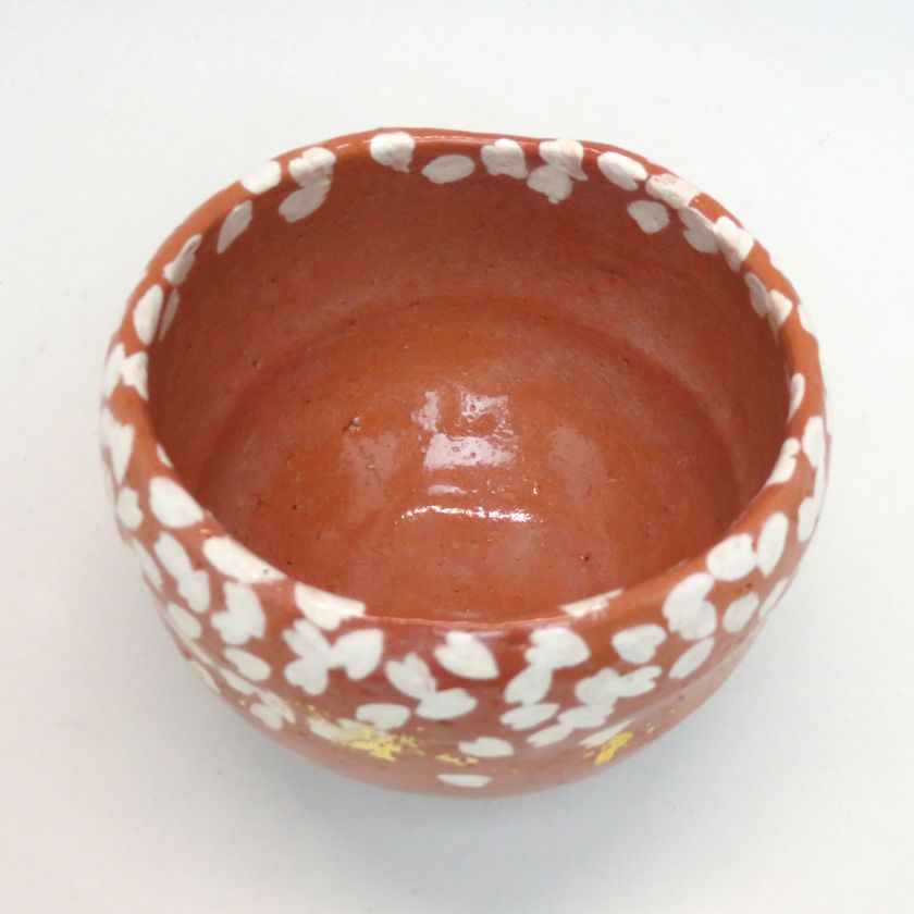 茶道具 抹茶茶碗（まっちゃちゃわん） 季節茶碗 花舞 吉村 楽入 抹茶茶碗は茶の湯文化である表千家・裏千家の茶道具や抹茶を専門に扱う千紀園（せんきえん）が通販で販売しています。茶会また初心者向けのお稽古用にご利用いただける抹茶碗です。贈り物・ギフトにも人気です。