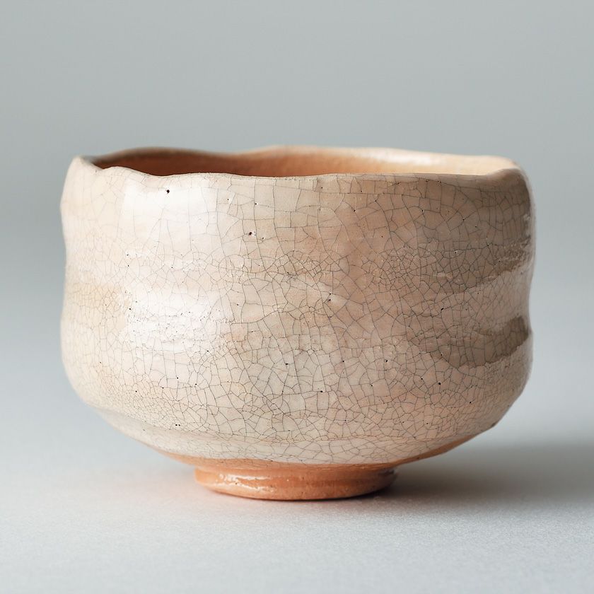 茶道具 楽茶碗（らくちゃわん） 茶碗 白楽貫入茶碗 長入写 吉村 楽入 抹茶茶碗は茶の湯文化である表千家・裏千家の茶道具や抹茶を専門に扱う千紀園（せんきえん）が通販で販売しています。茶会また初心者向けのお稽古用にご利用いただける抹茶碗です。贈り物・ギフトにも人気です。