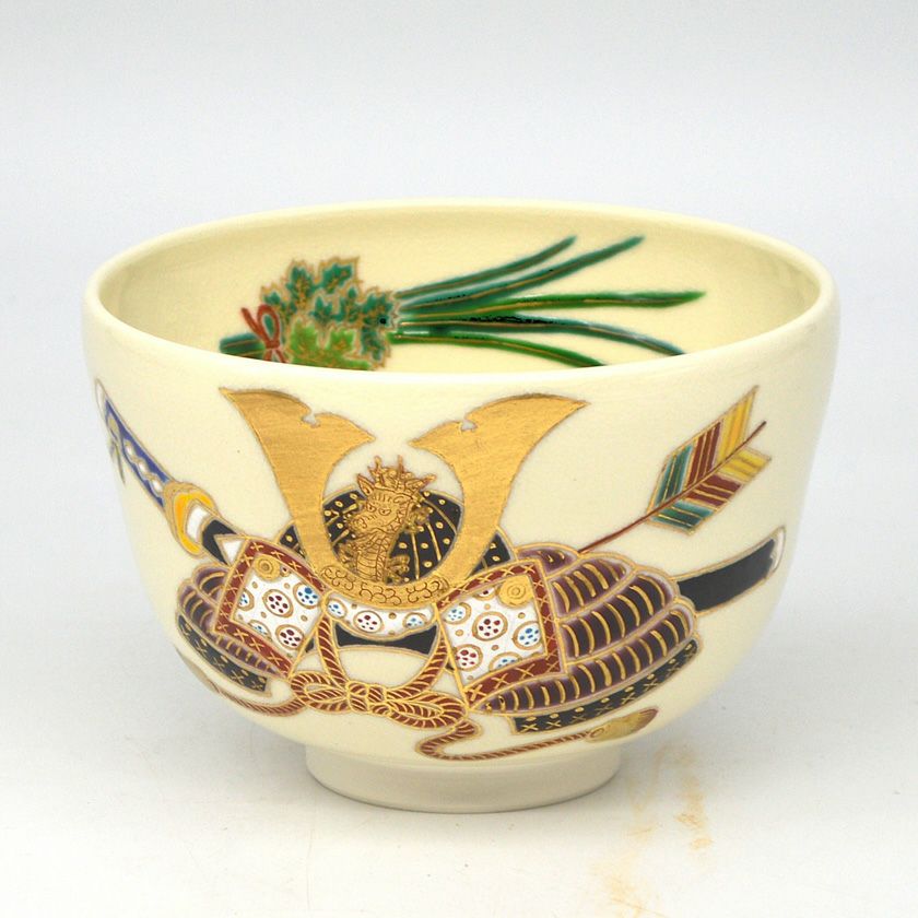 茶道具 抹茶茶碗（まっちゃちゃわん） 茶碗 仁清 兜 田中 万祥 端午の節句 こどもの日 抹茶茶碗は茶の湯文化である表千家・裏千家の茶道具や抹茶を専門に扱う千紀園（せんきえん）が通販で販売しています。茶会また初心者向けのお稽古用にご利用いただける抹茶碗です。贈り物・ギフトにも人気です。