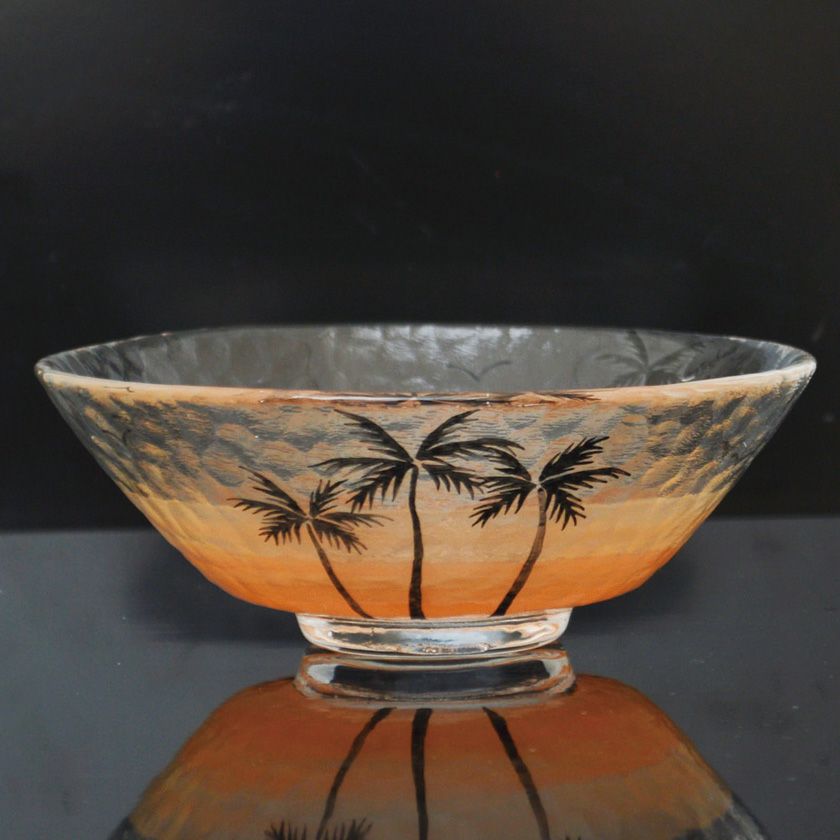 茶道具 平茶碗（ひらちゃわん） ガラス平茶碗 サンセットビーチ 【耐熱】 加藤 永山 抹茶茶碗は茶の湯文化である表千家・裏千家の茶道具や抹茶を専門に扱う千紀園（せんきえん）が通販で販売しています。茶会また初心者向けのお稽古用にご利用いただける抹茶碗です。贈り物・ギフトにも人気です。